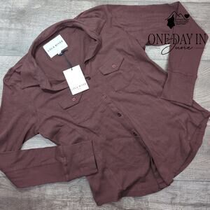 Lola River Button Front Long Sleeve Top Size M